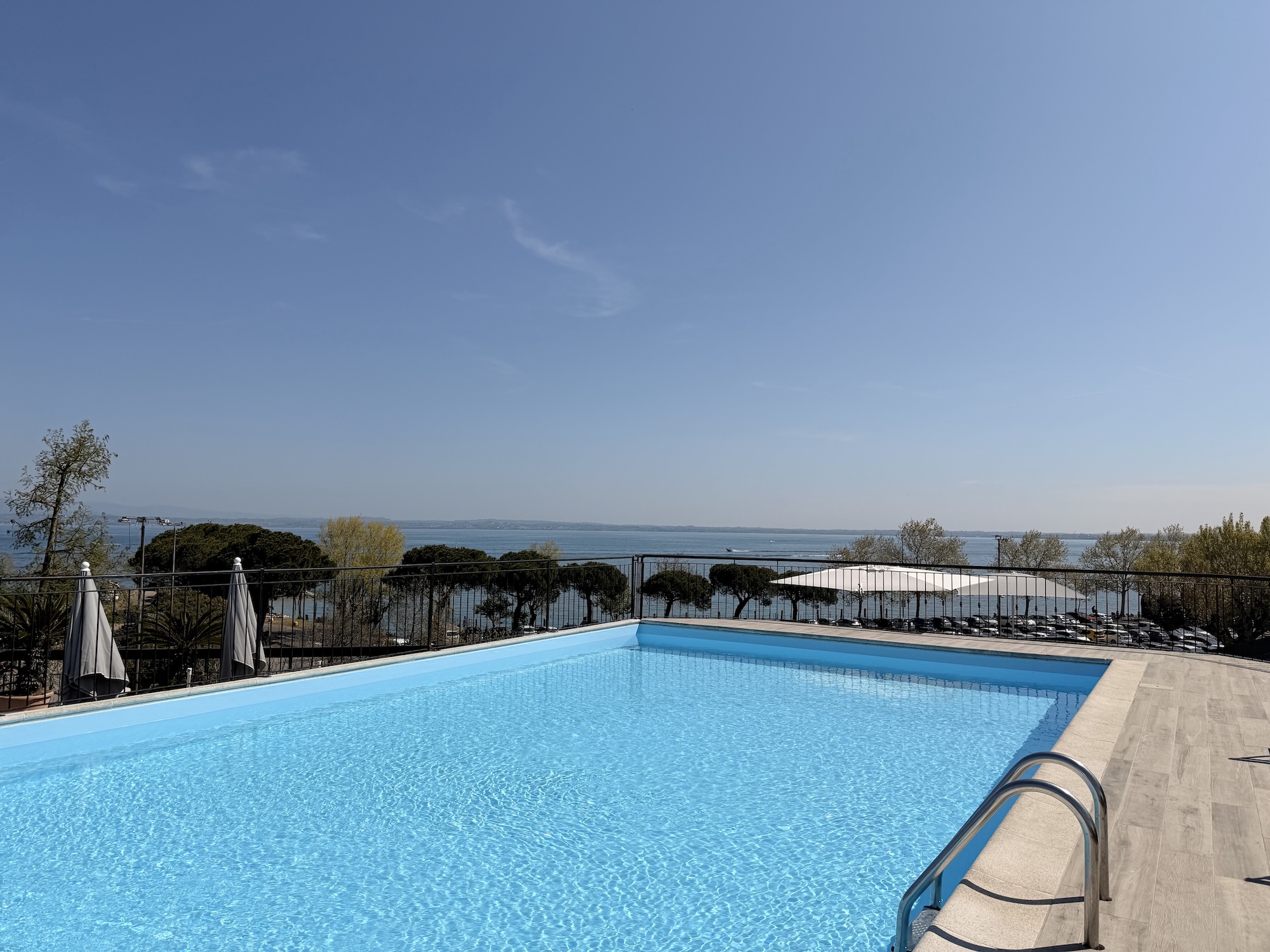 SUMMER ESCAPE – Hotel Alevic